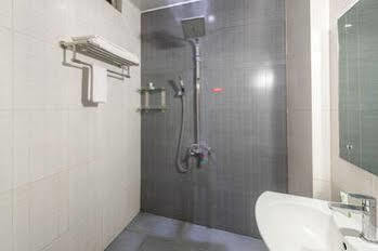 Treebo Golden Pearl Koramangala Hotel Bangalore Exterior photo